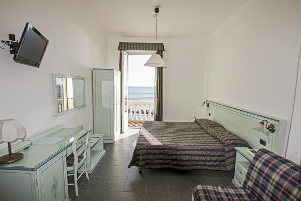 Hotel Baia Monterosso al Mare Kamer foto