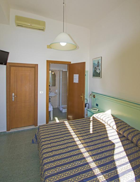 Hotel Baia Monterosso al Mare Kamer foto