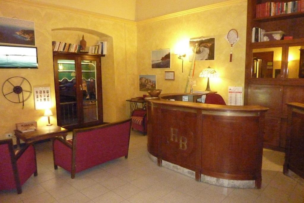 Hotel Baia Monterosso al Mare Buitenkant foto